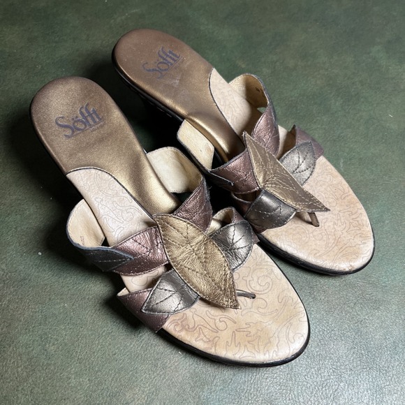 Sofft Shoes - Sofft Womens Fallon Leather Criss Leaf Slide Size 8M Metallic Bronze